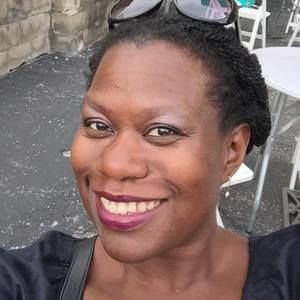 Meet your Posher, Devena